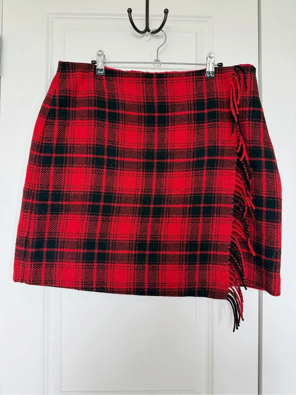 LOFT Plaid Fringe Mini Wrap Skirt Red & Black Size 14